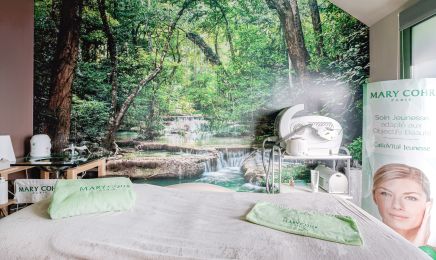 Laur’ Esthétique : Manucure à Châteaudun