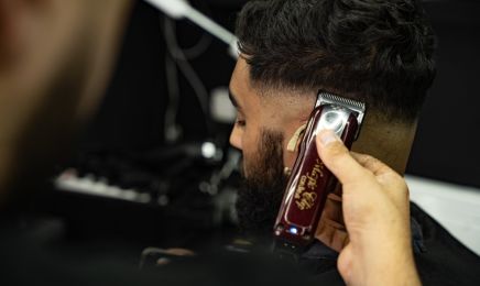 HILLSIDE : Coiffeur à Épinal