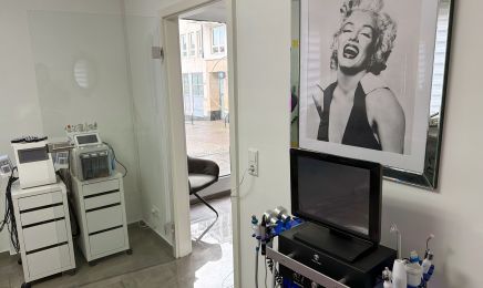 La Femme Lashes & Beauty: Tattoo-Künstler in Wuppertal