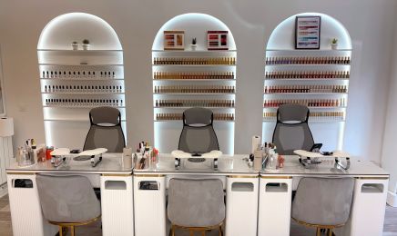 VNails : Manucure à Versailles