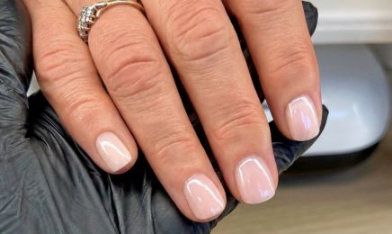 Bloom Beauty : Manucure à Mérignac