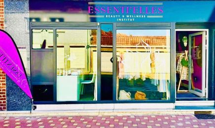 Essenti’Elles : Manucure à Comines-Warneton
