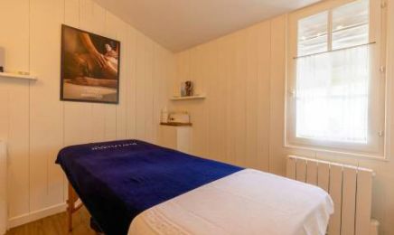 Hôtel et Spa - Le Chat Botté : Manucure à Saint-Clément-des-Baleines
