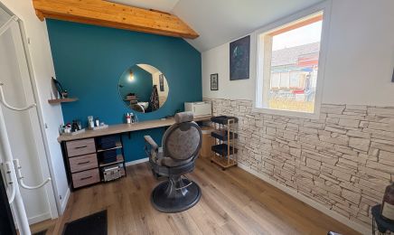 KL'Barber (Hair Nails Chic) : Barbier à La Chartre-sur-le-Loir
