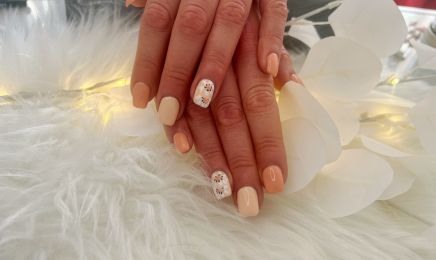 Glow up Nails & Beauty : Institut de beauté à Melun
