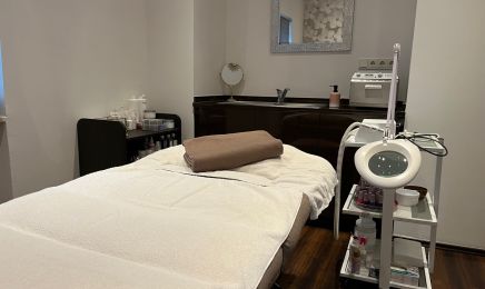 Kosmetik Viktoria: Kosmetikstudio in Grünwald