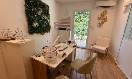 Mylene Esthetique : Manucure à Villeneuve-de-la-Raho