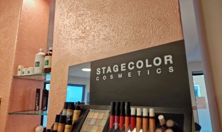Friseur & Kosmetik Schönheitsecke : Kosmetikstudio in Pfreimd