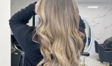 Maison La Coiffeuse : Coiffeur à Fougères