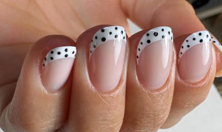 CE NAILS : Manucure à Épron