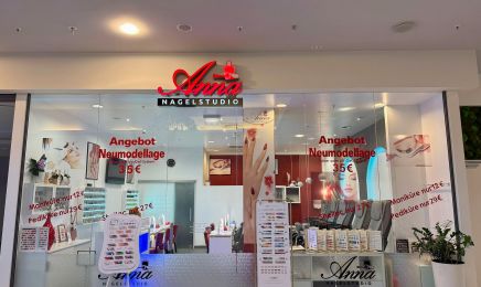 Anna Nails: Nagelstudio in Stein