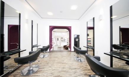 Mirlind Inspiriert Ihr Haar: Barbershop in Hannover