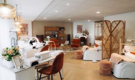  Ambre b  : Manucure à Anglet