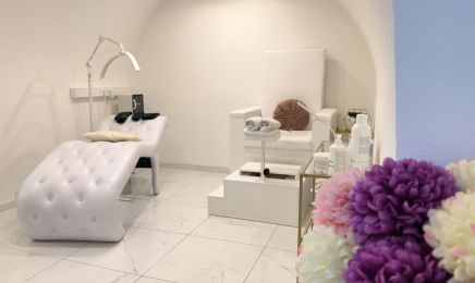 Queen House Studio: Kosmetikstudio in Waiblingen