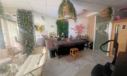 Octo Zen Centre de Bien-être & Spa : Manucure à La Devise