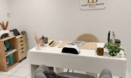 Laure Nails Beauty : Manucure à La Garde