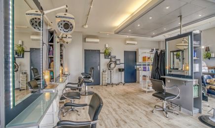 Mistral coiffure : Coiffeur à Lezay