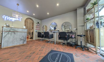 Morgane T  : Coiffeur à Saint-Étienne-au-Mont