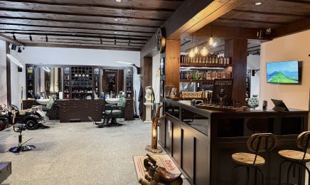 Dino‘s Barber Haus: Kosmetikstudio in Oberammergau