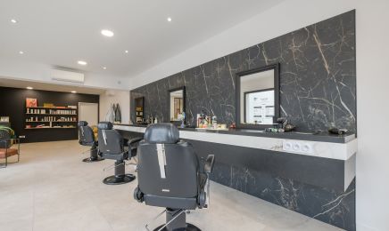 Le kiosque - Jean Eloi Vitry Coiffeur mixte barbier  : Coiffeur à Carbonne