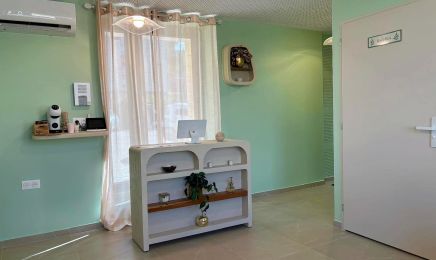 CZen & Belle : Institut de beauté à Manom