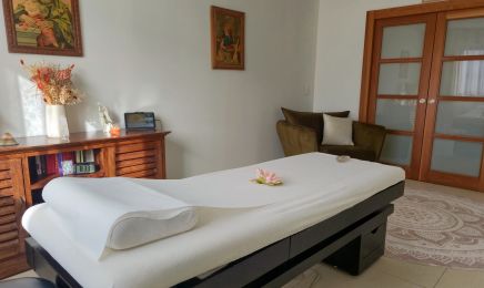 Danielle Paolini Magnétiseur, Hypnose, Energeticienne, Praticienne et Enseignante Reiki  : Institut de beauté à Sarrola-Carcopino