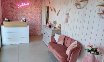 Escale Beauté & Cil’Nails By Lili : Manucure à Pignans
