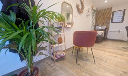 SB lounge : Coiffeur à Crosne