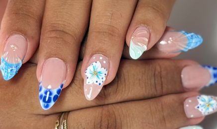 Ali Nails  : Manucure à Izon