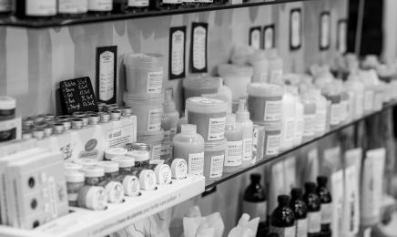 Libre comme l'hair : Manucure à Petit-Mars