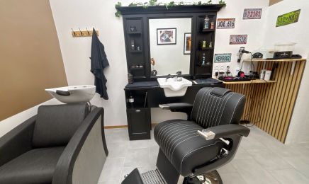 Un Hair de beauté : Coiffeur à Vitry-aux-Loges