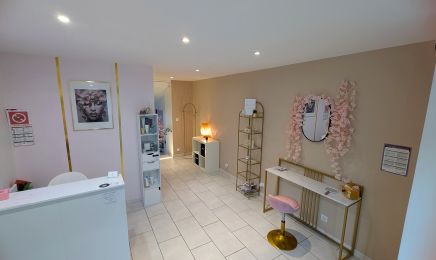 Pinkynight Beauty X L'atelier de Krystale : Institut de beauté à Bernières-sur-Mer