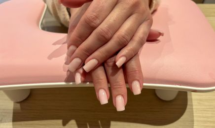 Nails by M : Institut de beauté à Audenge