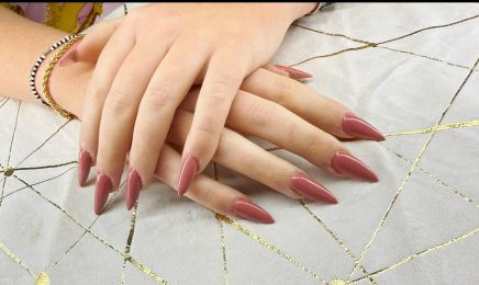 Cyndelle Extens  : Manucure à Lexy