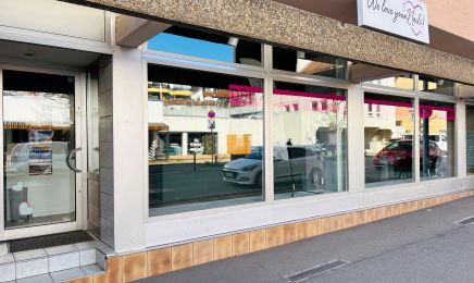 We Love Your Nails: Kosmetikstudio in Leonberg
