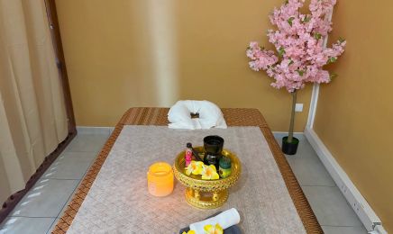 Warisara Thaï Massage : Institut de beauté à Châteauneuf-les-Martigues