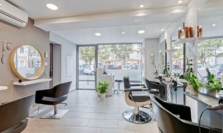 Dans L’hair du Temps : Barbier à Lansargues