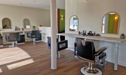Maison C : Coiffeur à Coëx