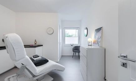 Kosmetikzimmer Juric: Kosmetikstudio in Essen