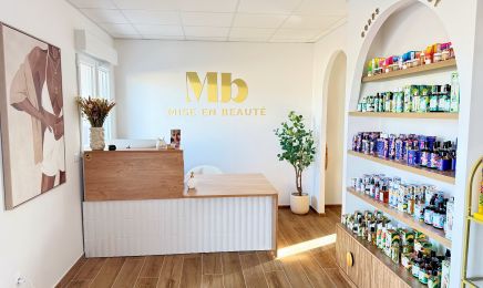 Mise en Beauté : Manucure à Villers-Bocage