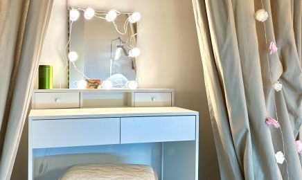 Maison KÉMI | HeadSpa - Maison d’expertise capillaire et de beauté Cheveux texturés : Manucure à Angers