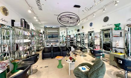 Maison Nicolas : Coiffeur à Saint-Tropez