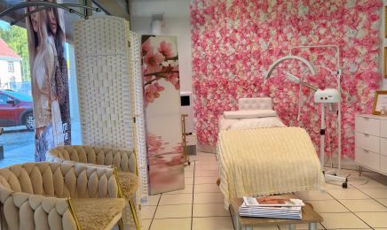 Friseursalon Artemis: Kosmetikstudio in Königsbronn
