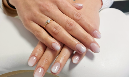 Parenthèse Beauté   : Manucure à Montigny-le-Bretonneux