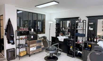 ALEXIS - Le salon au masculin : Barbier à Le Mans