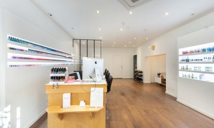 Khroma Nail Bar - Marseille 12e : Manucure à Marseille