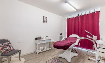 Atelier Beauté - Graffic Nails : Manucure à Nogent-le-Roi