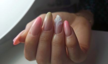 NBM & Co - Ongles et Formations : Manucure à Vercel-Villedieu-le-Camp