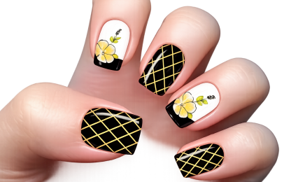 Glow Nails & Spa: Kosmetikstudio in München