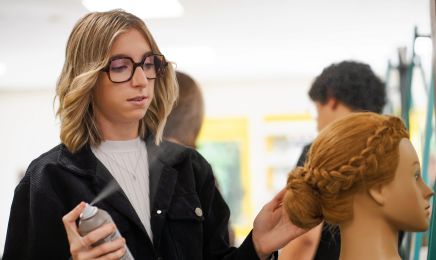 Lycée Montbareil - Coiffure : Coiffeur à Guingamp